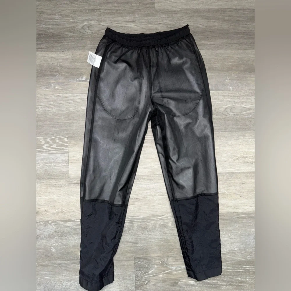 Nike set pants & tank size M/L for girls 👧